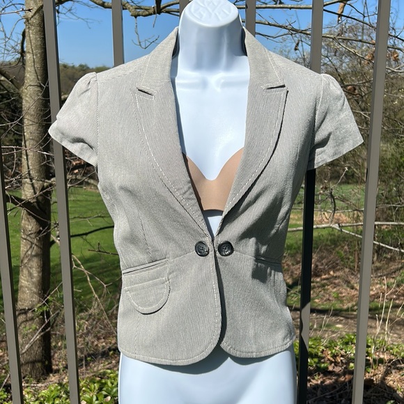 Ann Taylor LOFT Gray Striped Blazer Size 8P - Picture 13 of 13